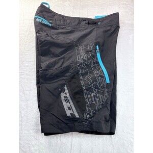Yeti Cycles Enduro MTB Shorts Men’s XXL/38 Black Performance Vented Biking Race